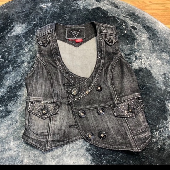 🔻SALE🔻GUESS🔹NEW CONDITION - Picture 9 of 14